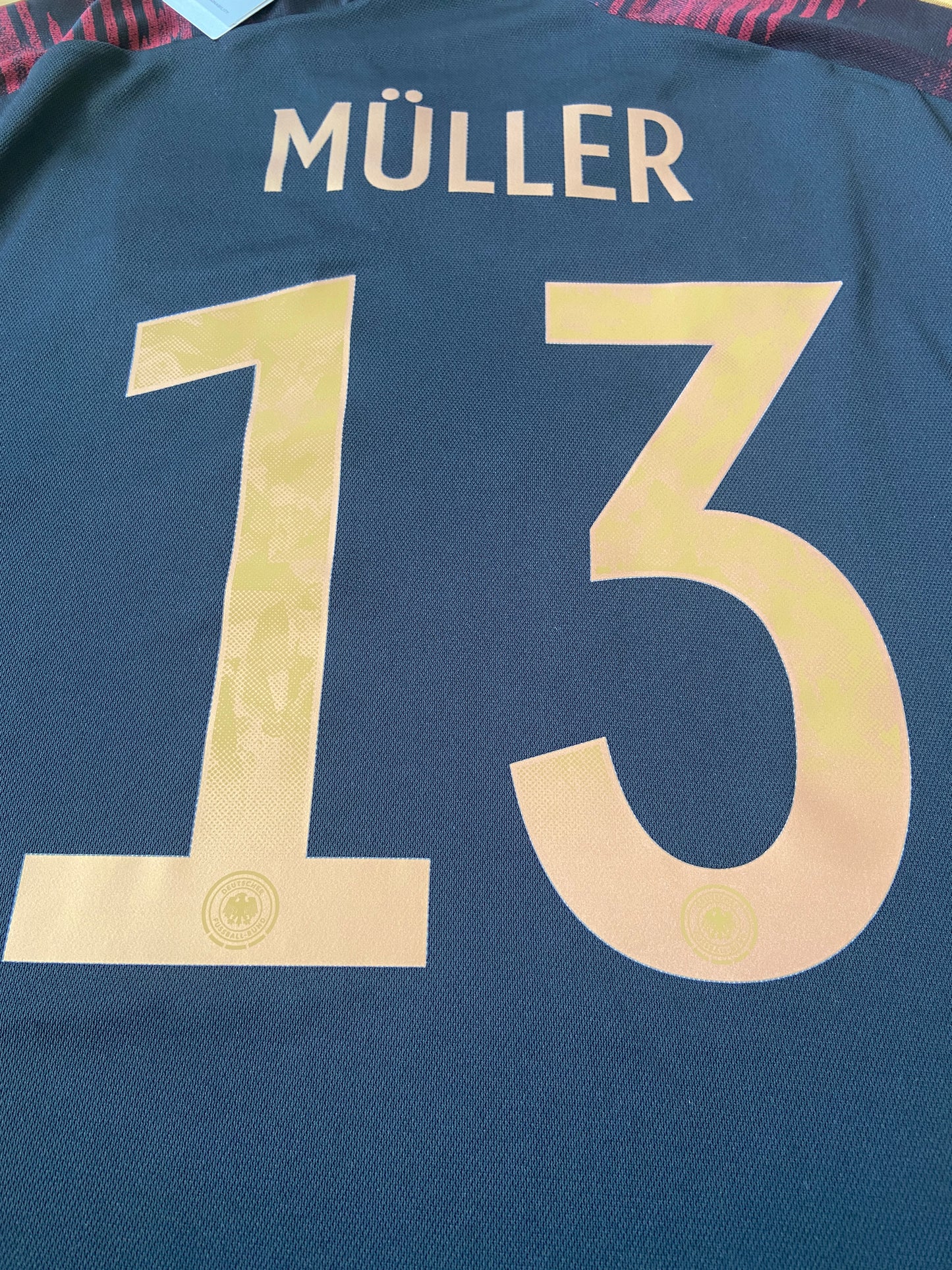 BNWT 2022 2023 Germany Adidas Away Football Shirt MULLER 13 Men's Medium