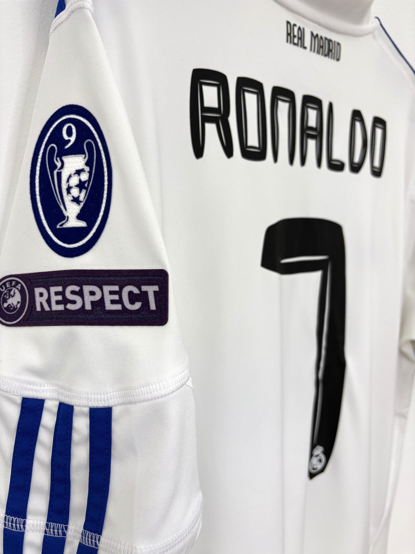 2010 2011 Real Madrid Adidas Home Football Shirt RONALDO 7 Men's Medium