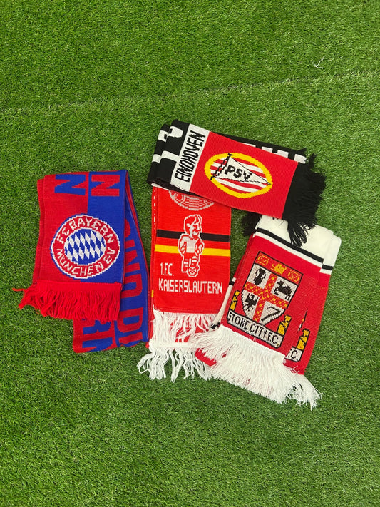 GIVEAWAY Football Scarf*