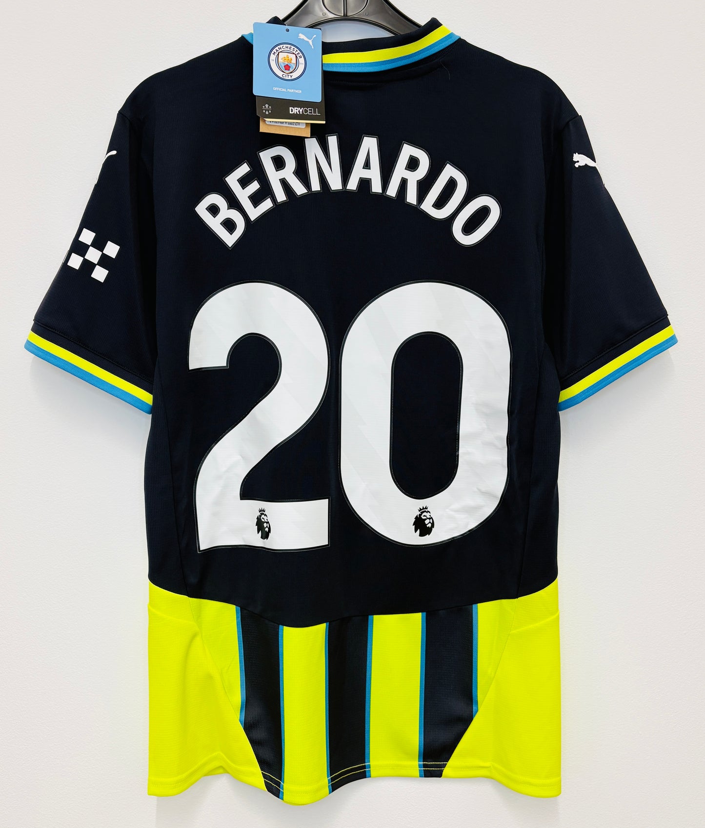 BNWT 2024 2025 Manchester City Puma Away Football Shirt BERNARDO 20 Men's Small