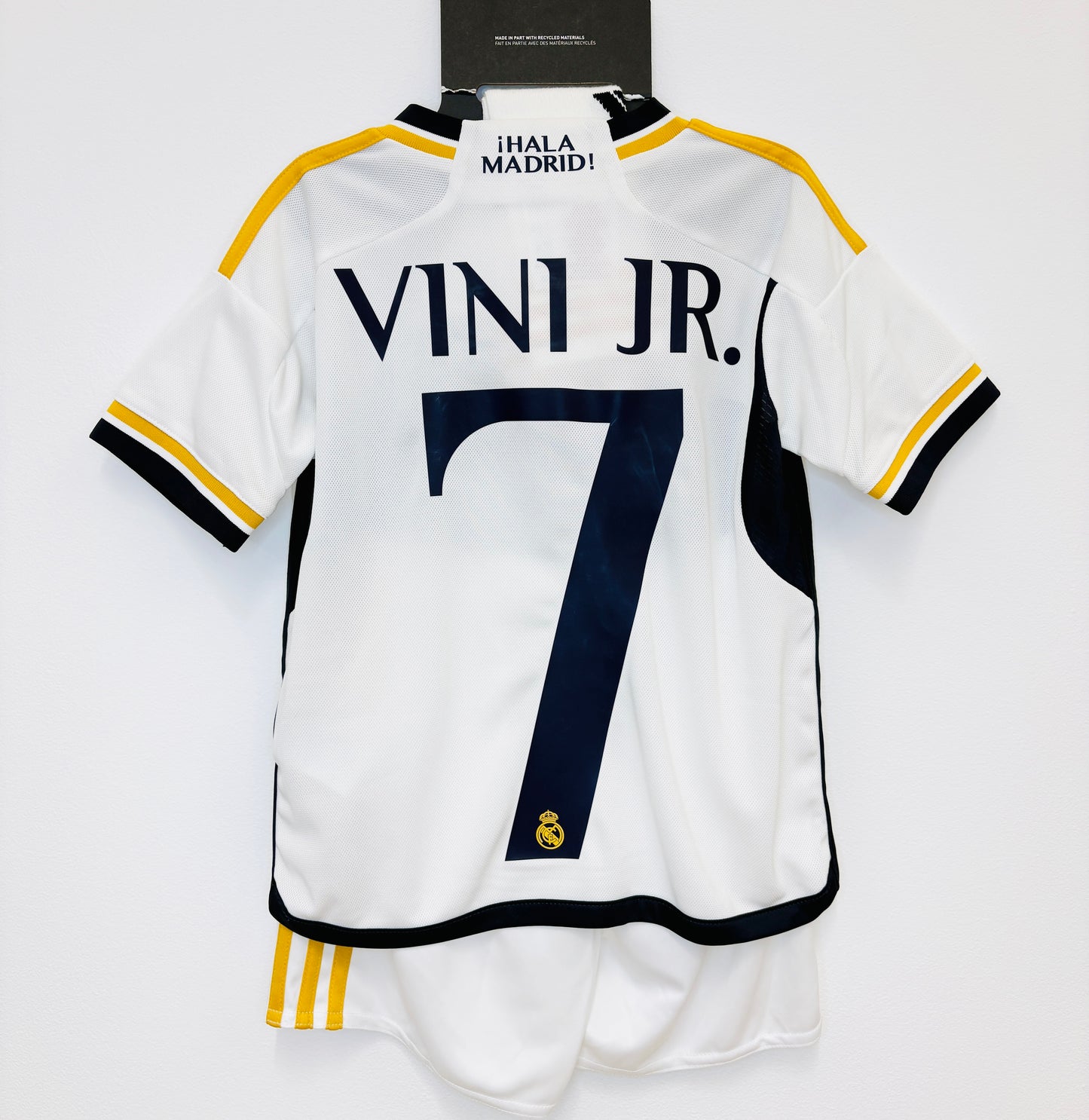 BNWT 2023 2024 Real Madrid Adidas Home Football Kit VINI JR 7 Kids 5-6 Years