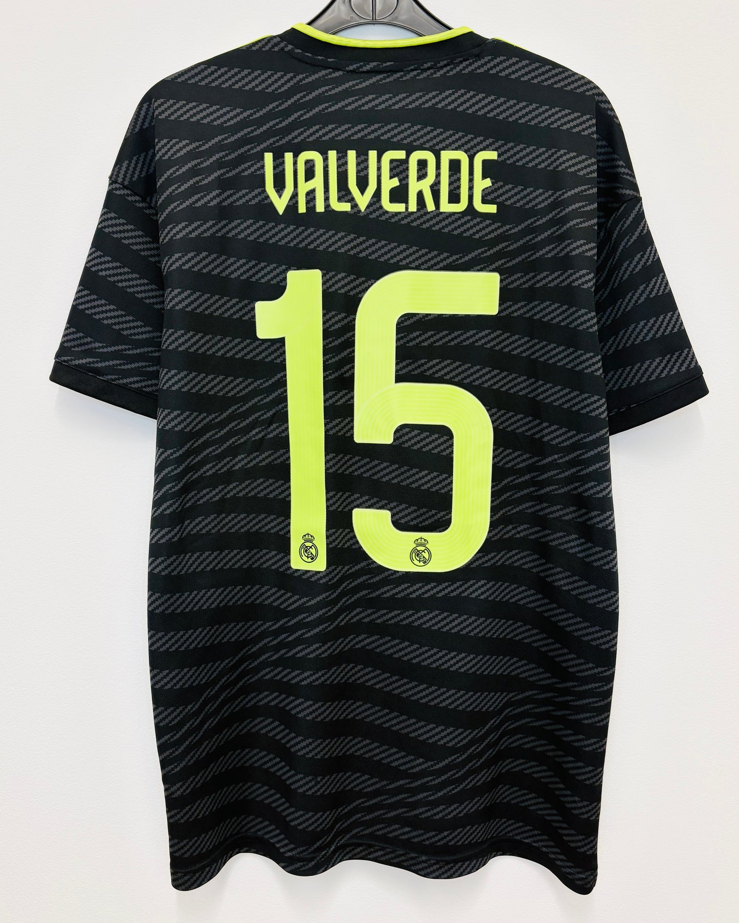 2022 2023 Real Madrid Adidas 3rd Football Shirt VALVERDE 15 Men's Medium
