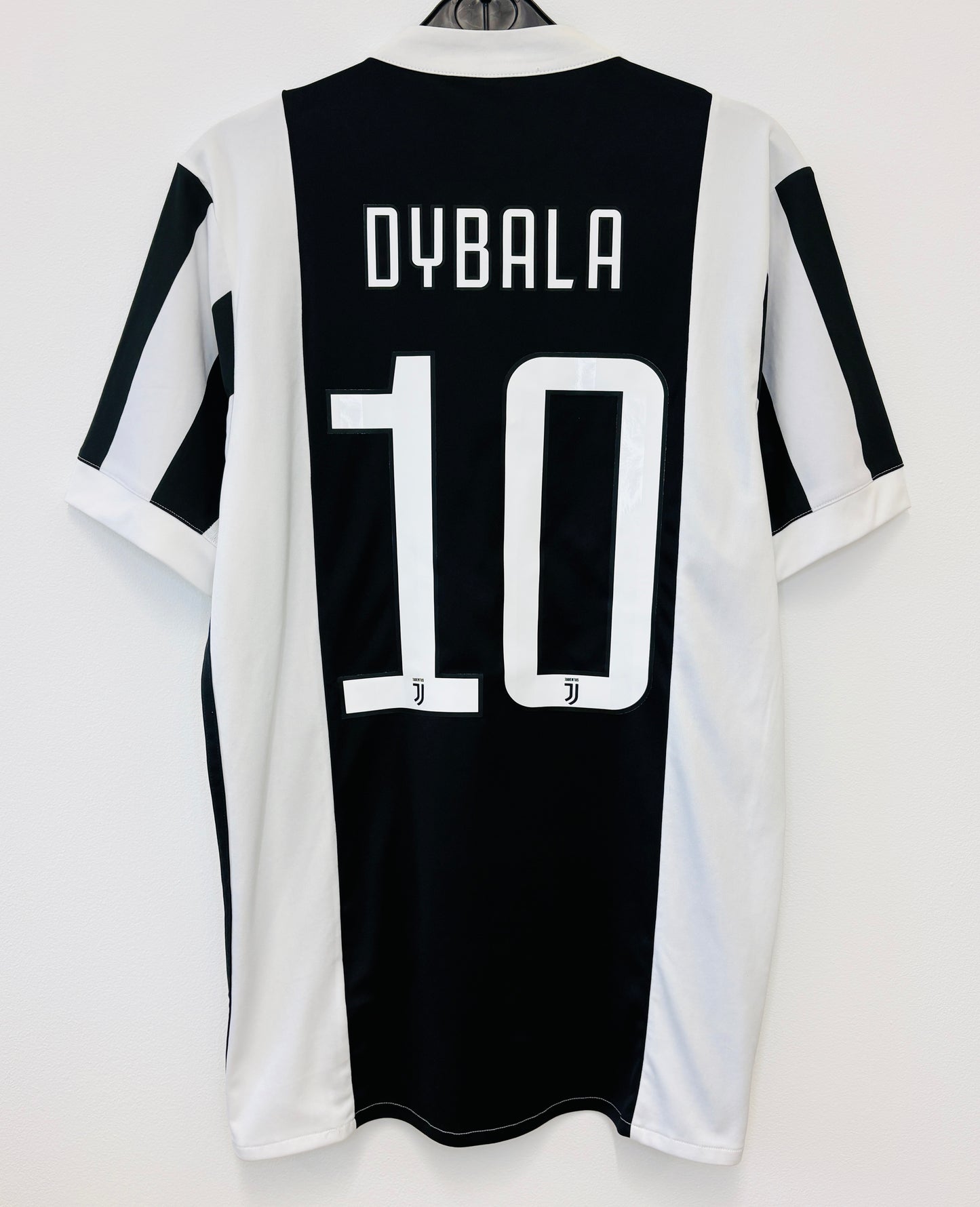 2017 2018 Juventus Adidas Home Football Shirt DYBALA 10 Men's Medium