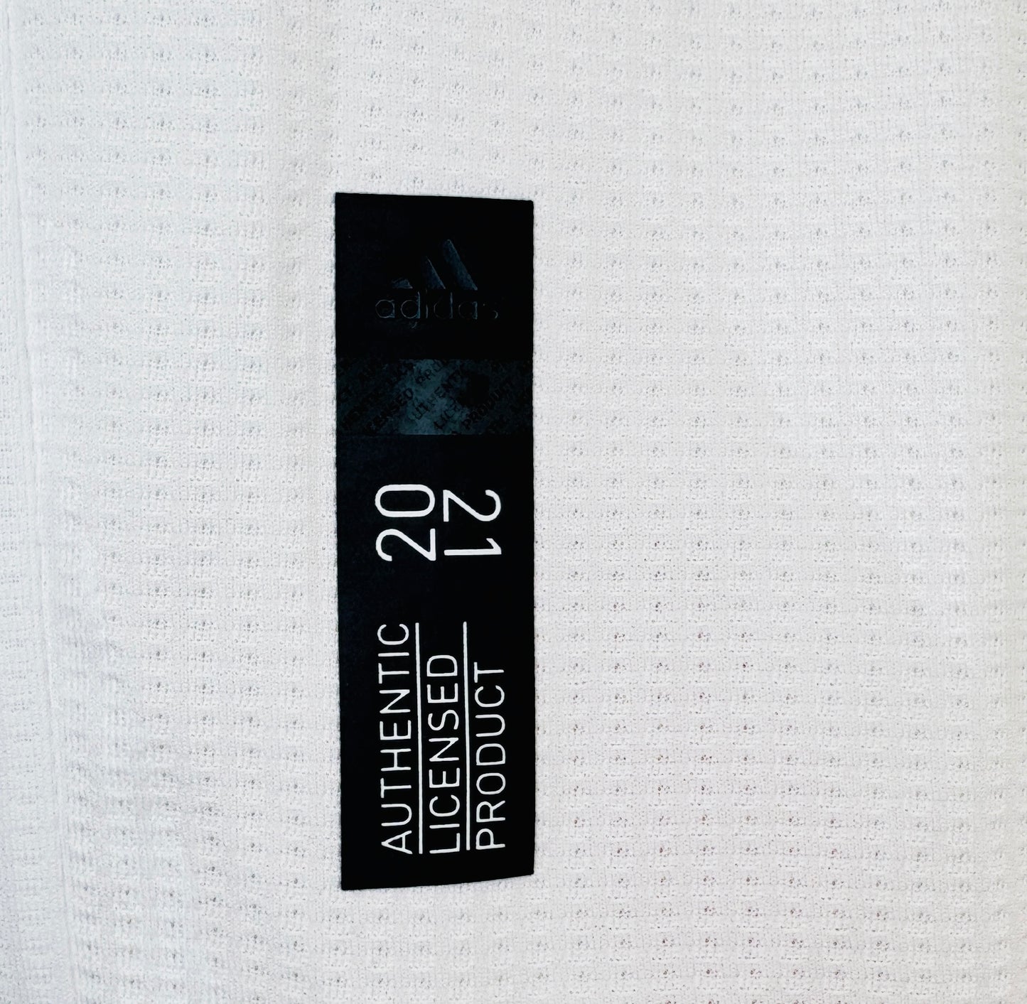 BNWT 2020 2021 Real Madrid Adidas Home Player Issue Football Shirt VINI JR 20 Men's Medium