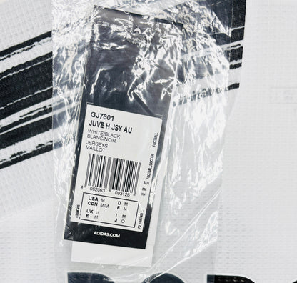 BNWT 2020 2021 Juventus Adidas Home Authentic Football Shirt RONALDO 7 Men's Large