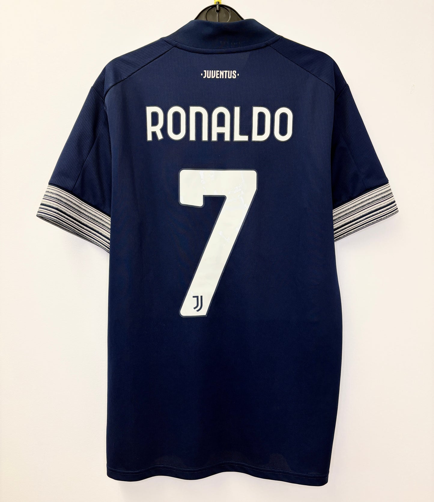 2020 2021 Juventus Adidas Away Football Shirt RONALDO 7 Men's Medium