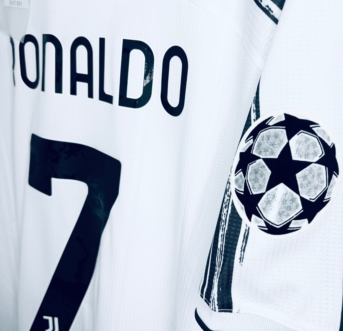 BNWT 2020 2021 Juventus Adidas Home Authentic Football Shirt RONALDO 7 Men's Large