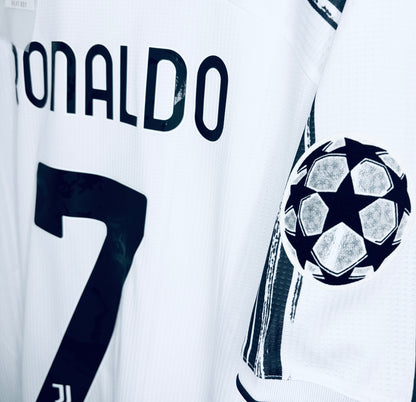 BNWT 2020 2021 Juventus Adidas Home Authentic Football Shirt RONALDO 7 Men's Large