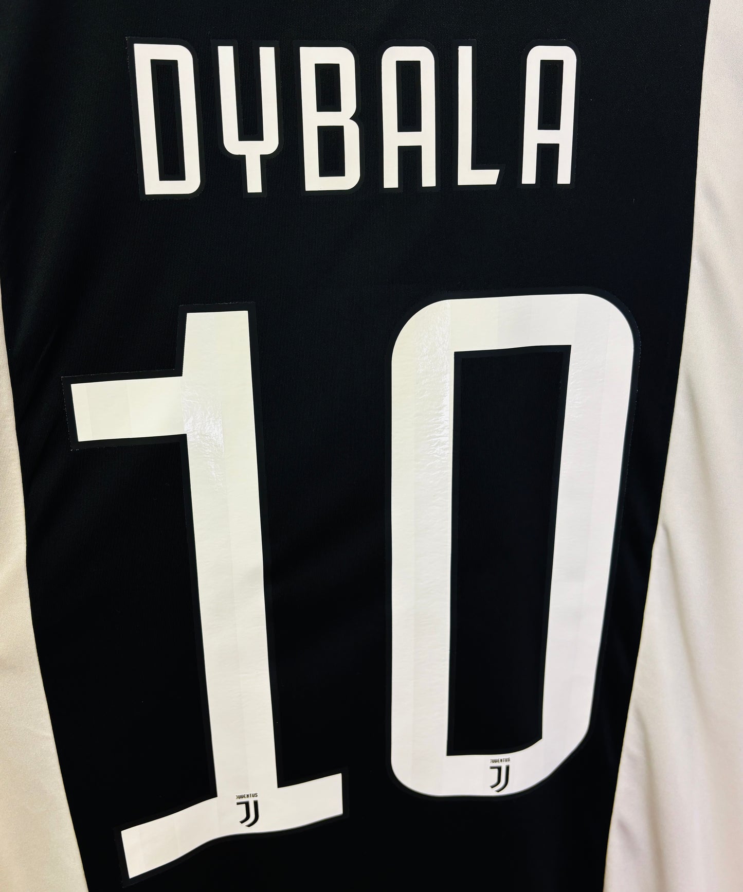 2017 2018 Juventus Adidas Home Football Shirt DYBALA 10 Men's XL